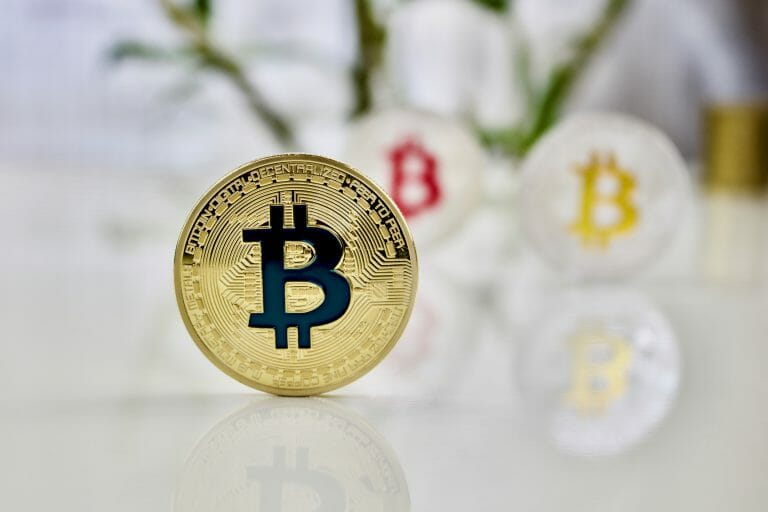 Bitcoin under Pressure: Analysts See Possible Correction​ tо $75,000 ​іn Current Cycle