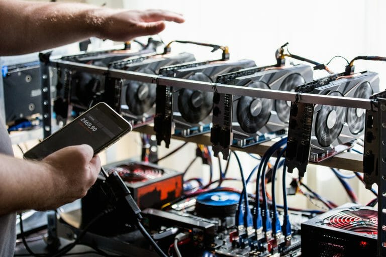 Venezuela Bans Import of Cryptocurrency Mining Equipment